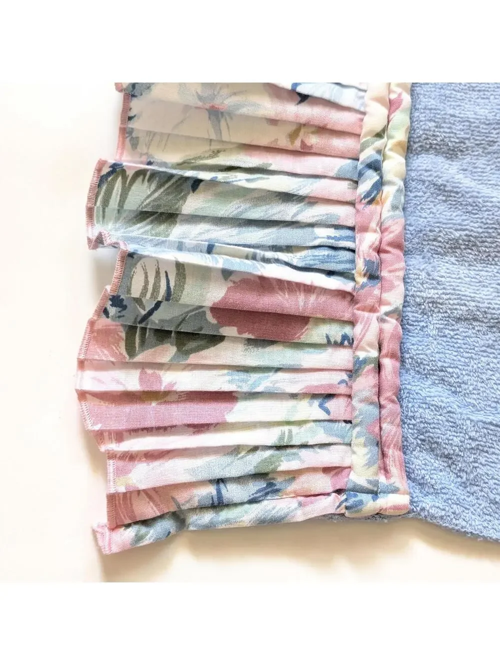 Vintage Blue Washcloth Set with Pleated Floral Fabric Trim